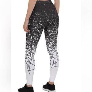 Monochrome Geometric Women's Leggings